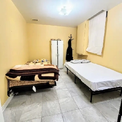 shared room for a girl Sheriden college