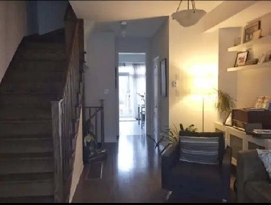 Modern Townhouse for Rent at Danforth/Warden