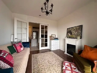 (ANGRIGNON) Bright 1-Bedroom 3.5 Condo with Parking