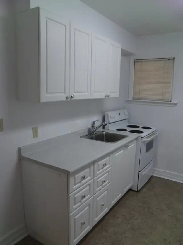 University Student Housing - Across from the U of S