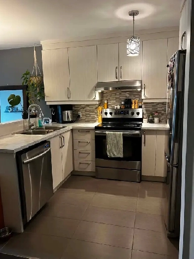 magnifique logement de 4 pièces et demi.