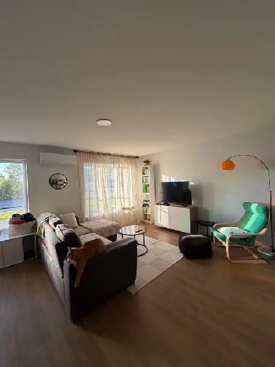 appartement 3 1/2 plus (bureau)