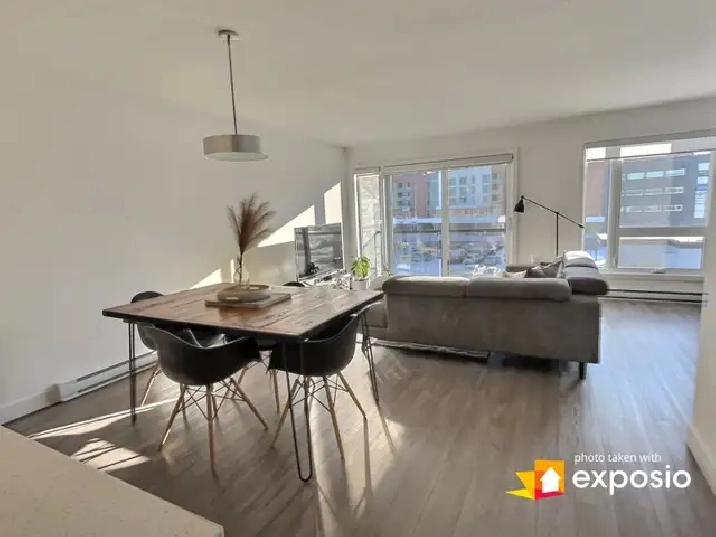 Magnifique condo 2 chambres avec électro 100$ RABAIS