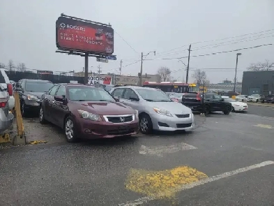 OMVIC Approved Open Lot With Offices for Lease
