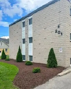 ALL INCLUSIVE - Erb Court Apt - 1BR in Waterloo