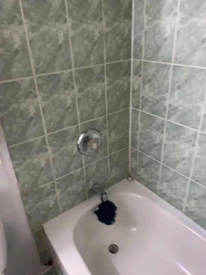 Furnished Room with Private & Attached Washroom – Markham