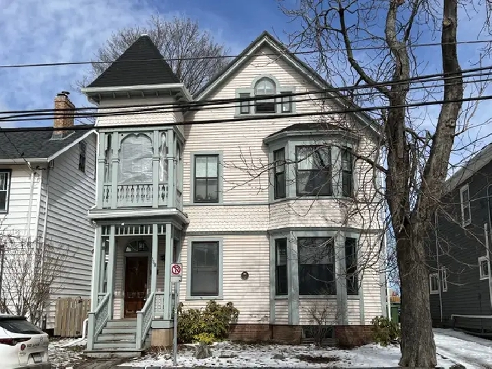Studio unit in Charlottetown - ALL INCLUSIVE