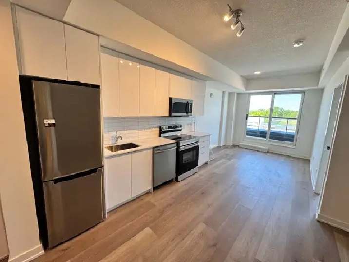 BRAND NEW - READY TO MOVE IN CONDO IN BRANTFORD