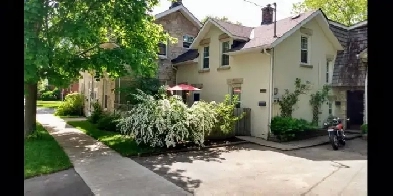 Stone House 2-Bed 2 Bath Dwntn Close to UG