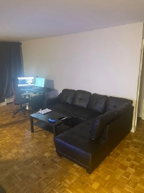 Furnished 1 BR Apartment w/ TV, PS5,Computer,10,000  TV Chan...