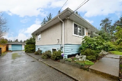 Pet Friendly Three (3) Bedroom Full House