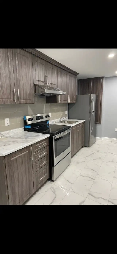 2 Bed   1 Bathroom Legal & Private Basement available Brampton