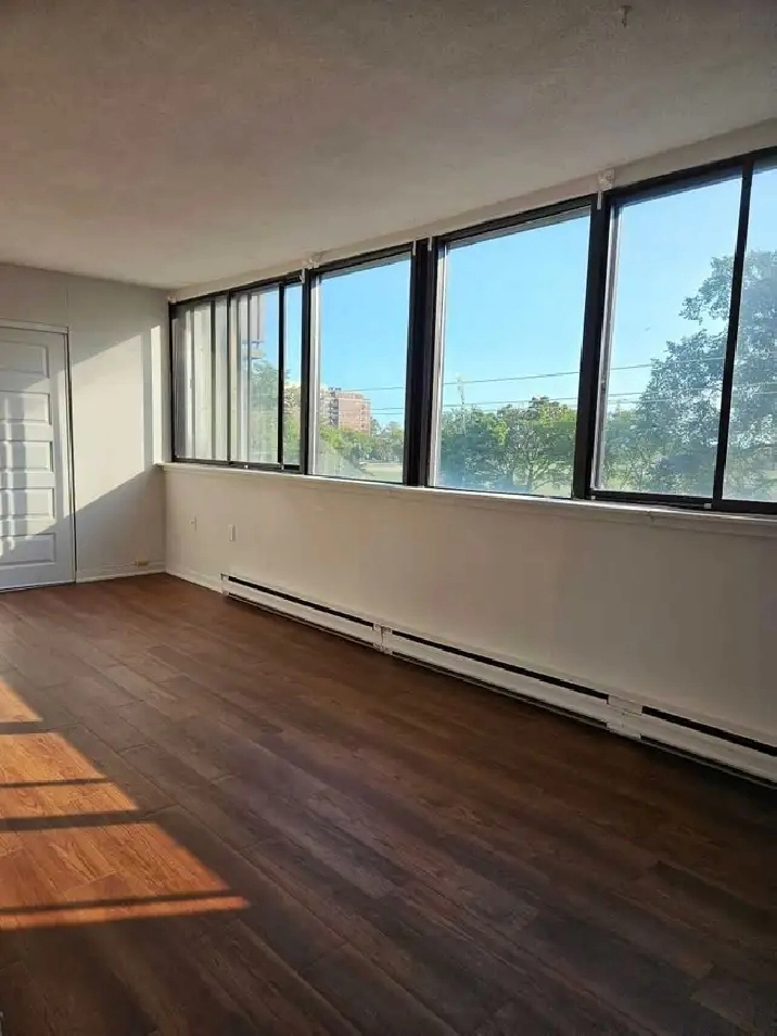Studio Apt | Prime Location | Emera Oval Views | 2074 Robie St |