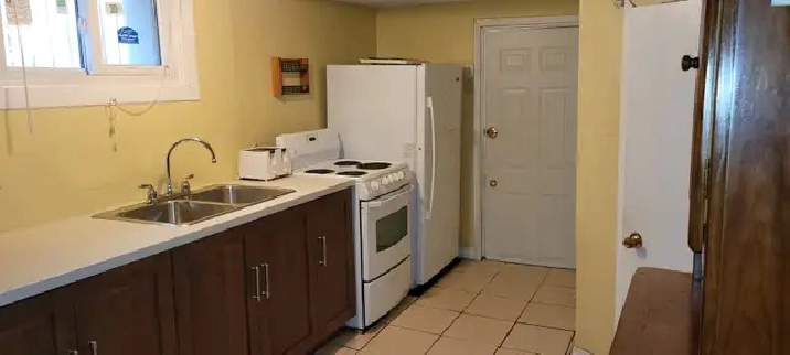 Two Bedroom Apartment for Rent (Jane & St. Clair)