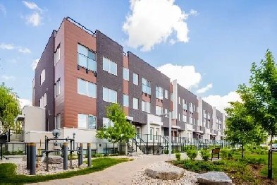 Luxury 2 Bedroom 2 Bath Townhouse Condo for Rent - 2 Parking!