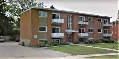 STUNNING 2 Bedroom with Balcony - PRIME LOCATION -