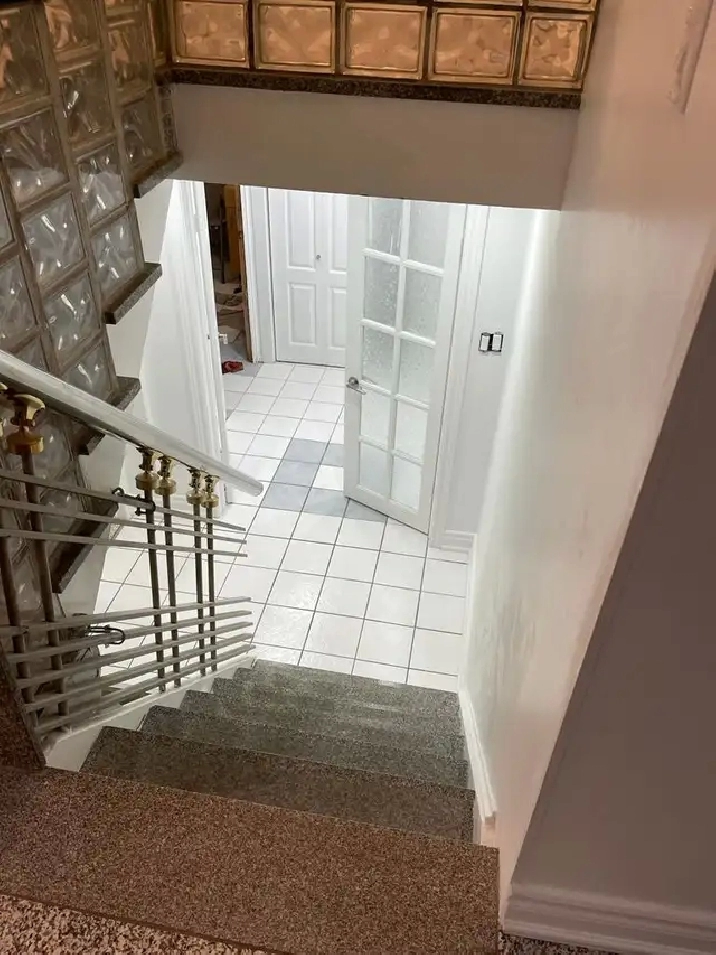 WALKOUT BASEMENT FOR RENT IN MALTON