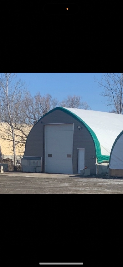 Commercial Shop / Garage for Lease – 3,500 Sq Ft