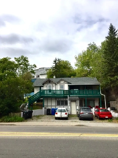 1 Bed/1Bath 4-plex suite in Ramsay/lnglewood