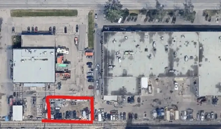 Fenced and gated Parking lot, Commercial 7000 sq ft