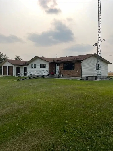 HOUSE FOR SALE - TO BE MOVED