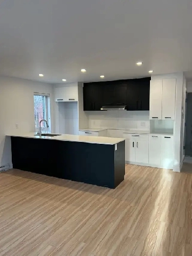 4 ½ style condo (860 pc) – Moderne, 2e étage, Montréal-Est