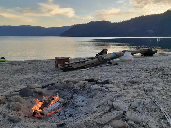 MABEL LAKE WATERFRONT ACREAGE! 200ft of SANDY BEACH!