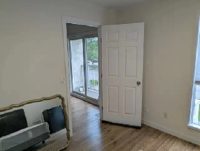 Furnished rooms (x2) for rent in Varsity