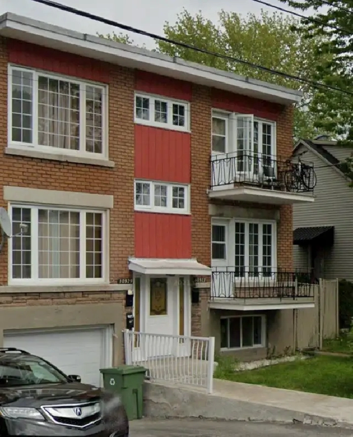 Grand 4 1/2 sous-sol en excellente condition. 1250$/mois