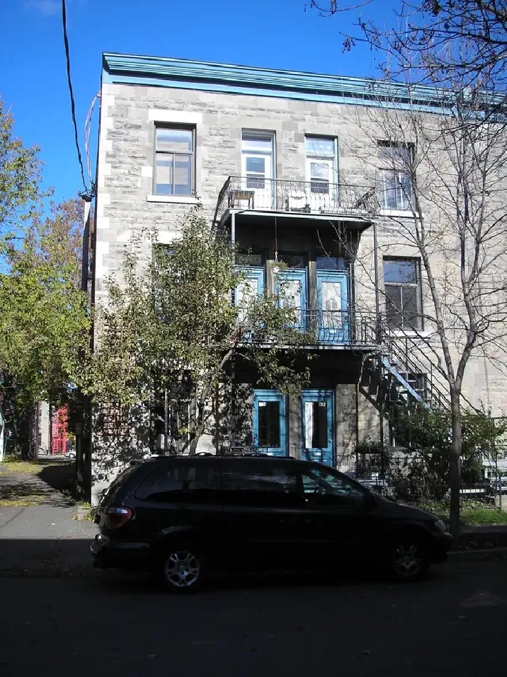 Hochelaga Maisonneuve 3  1/2 à louer 955$ 1er juillet