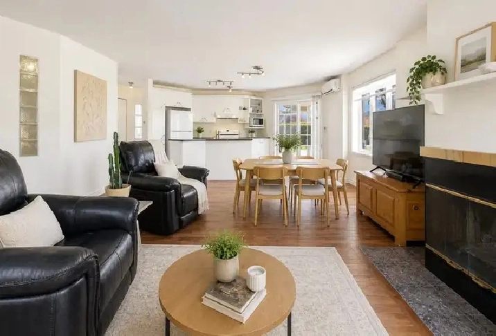 Condo 4½ rénové – 2 chambres | RDC | 2 stationnements | Secteur