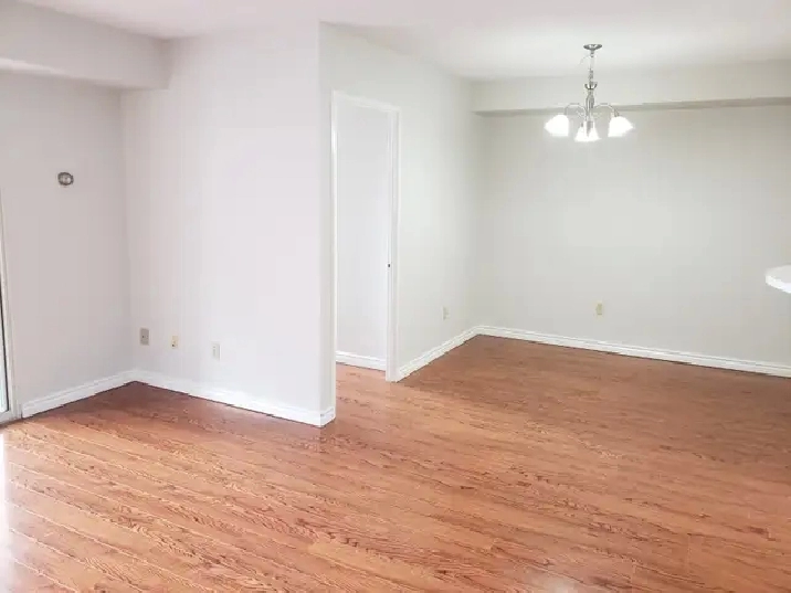 All Utilities Included Condo for Rent in Mississauga!