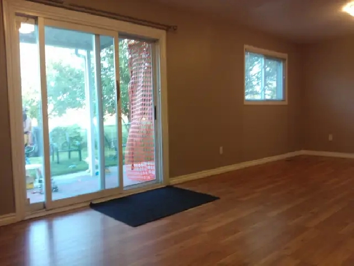 Very clean one bedroom apartment on the main floor of a house