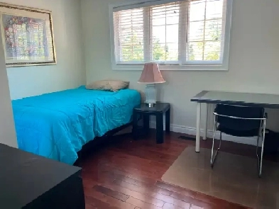 Funished Room FOR RENT, with utilities-internet, Richmond Hill