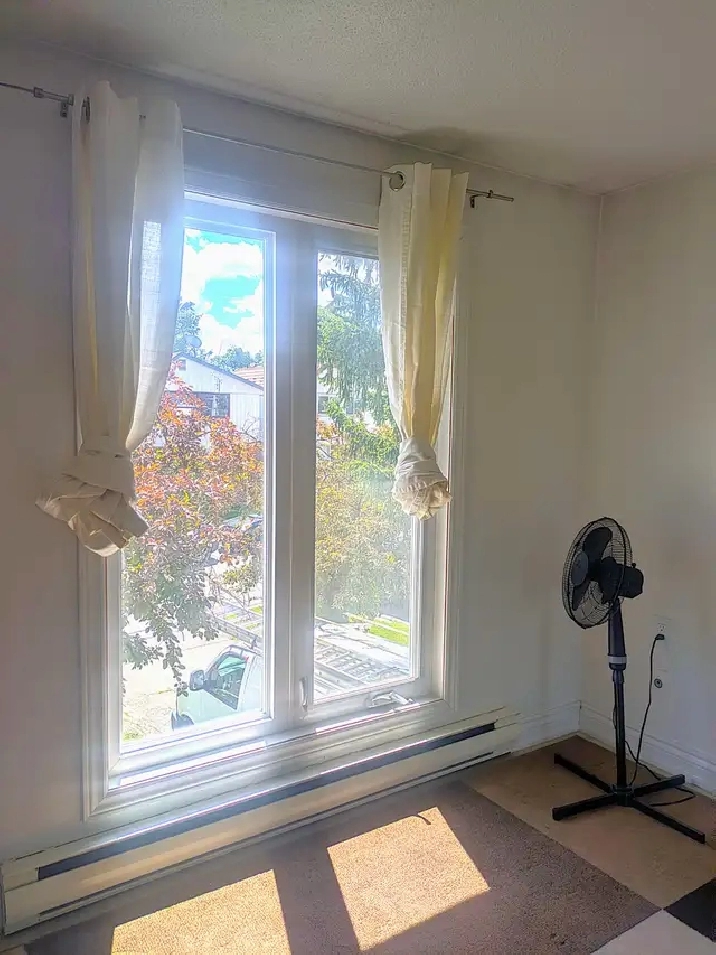 Private Furnished Room for Rent (Upper-Floor) Brampton – $700