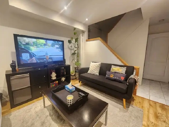 Private room for rent