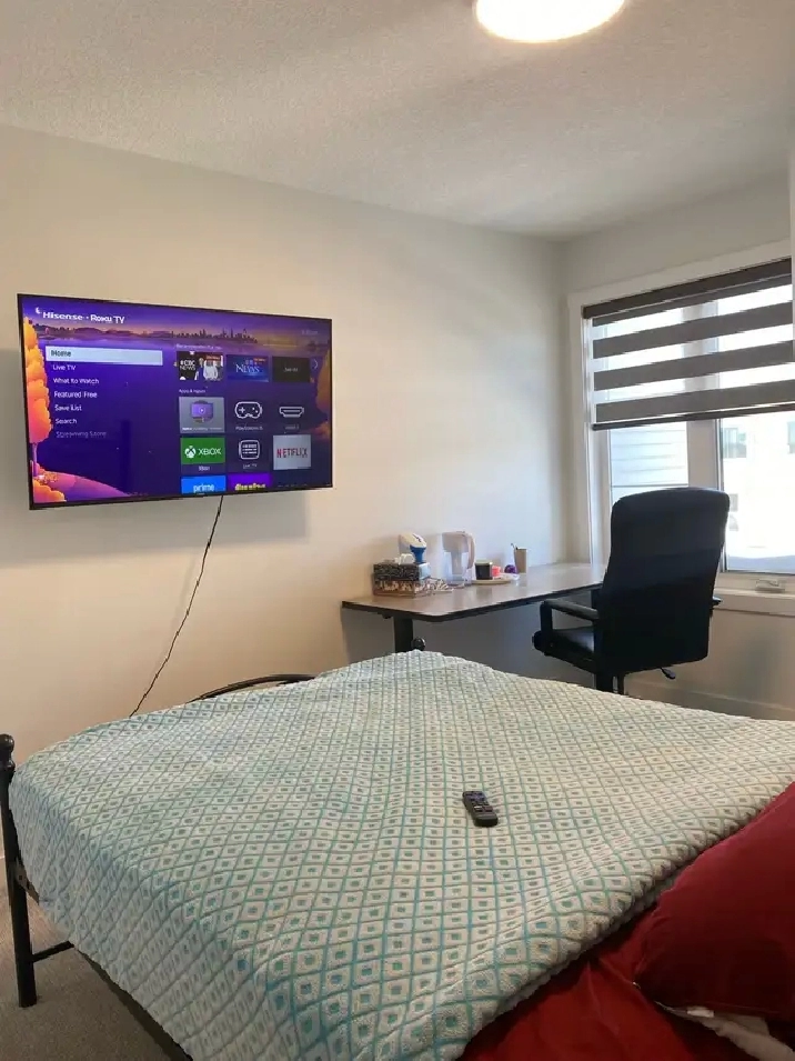private bedroom for rent
