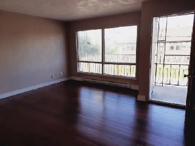 2 bedroom apartment for rent in Gatineau(6 mins to DOWNt Ottawa)