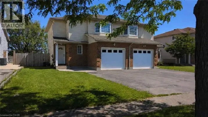 32 WOODLAND Drive WELLAND HOUSE FOR SALE $525,000