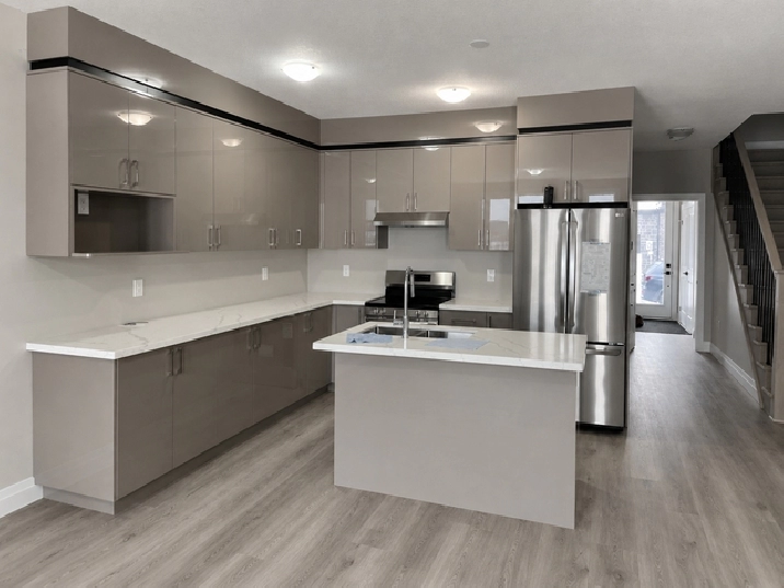 KEYSTONE TRL WELLAND FOR RENT $2,350.00