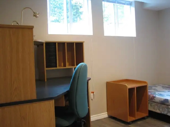 Two air-conditioned rooms near CU and AC