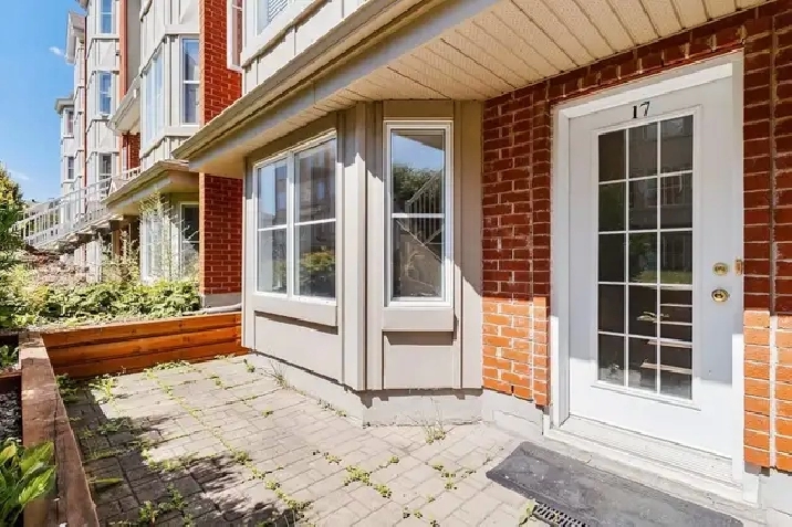 À louer – Grand 4 ½ -Meublé– Secteur C (Brossard)