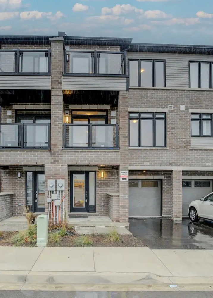 2 Bed 2.5 Bath New Townhouse for Rent in Brantford