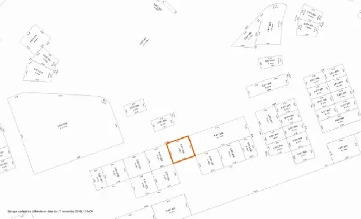 Wooded residential land / Terrain résidentiel boisé