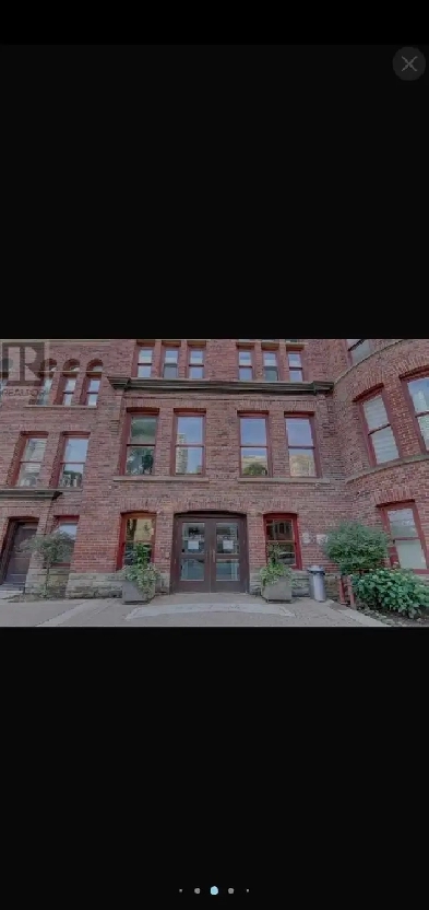 Condo Room for Rent Near UofT