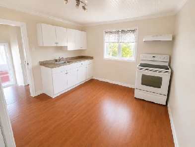 203 Freshwater Rd - Upper Unit - 3/4 Bedroom, Heat & Light Inc