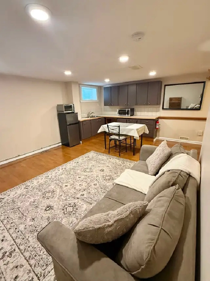 LACOMBE FURNISHED BASEMENT SUITE AVAILABLE NOW FOR SHORT TERM