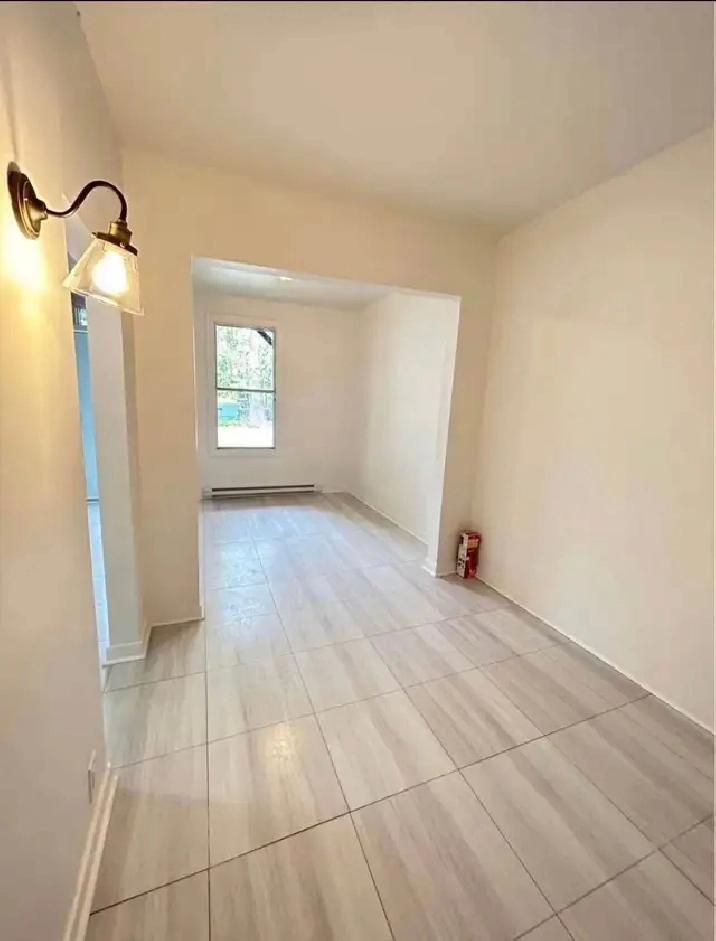 3 1/2 for rent, Montreal Sud-Ouest sector St Paul