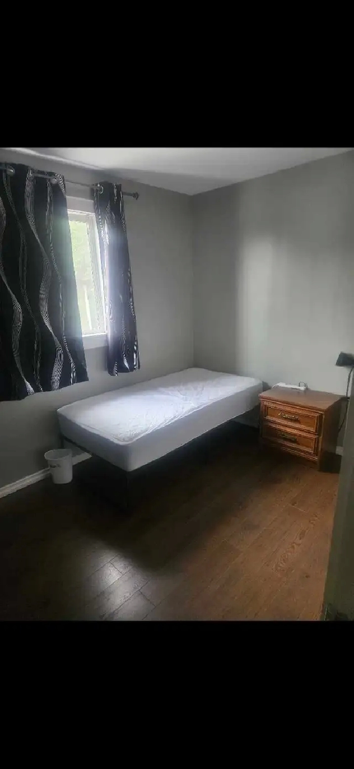 North battleford room for rent