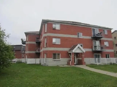 Beaux 4 1/2 à Delson (Rive-Sud de Mtl) libres en juillet